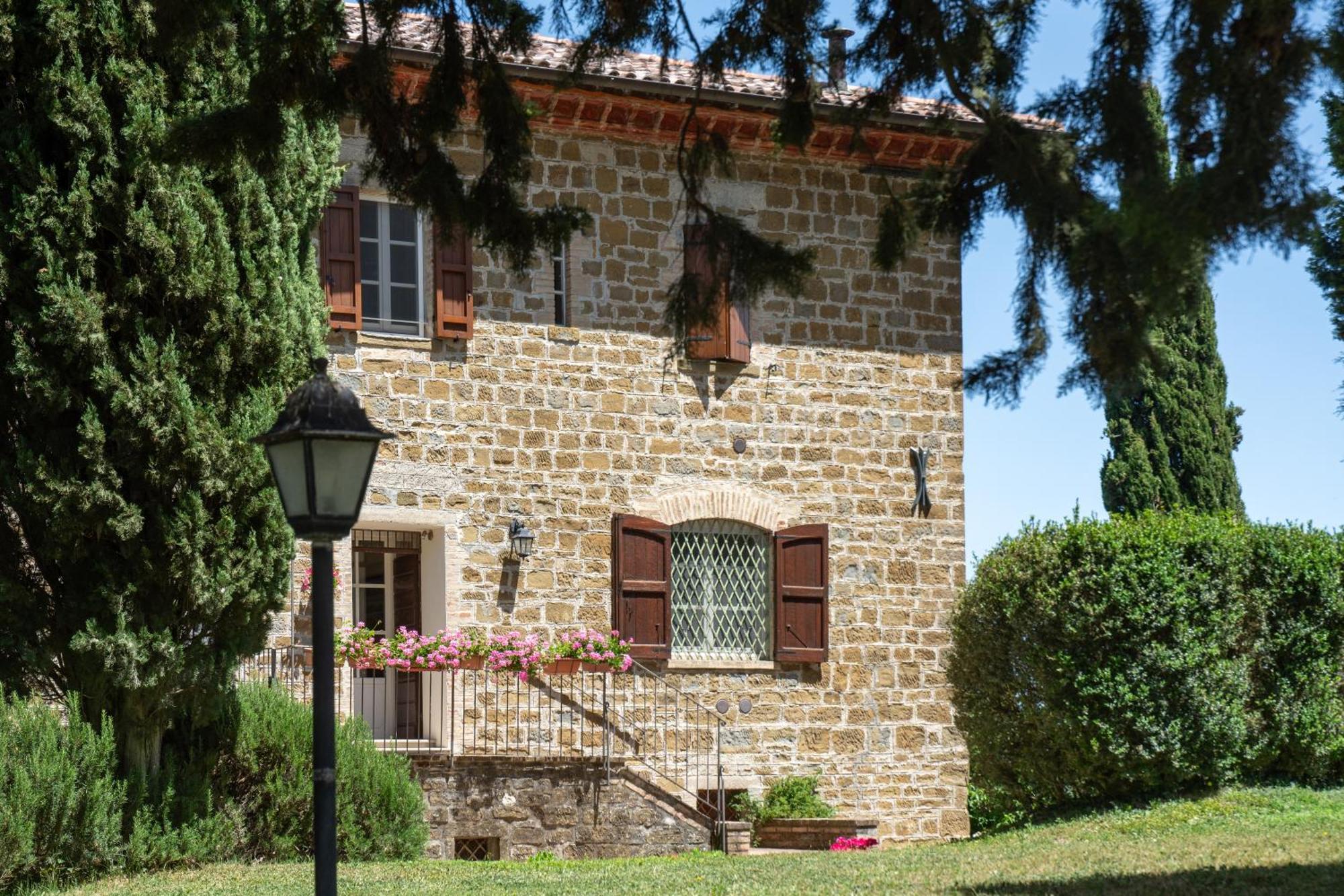 Antica Residenza Montereano Villa Gubbio Exterior photo